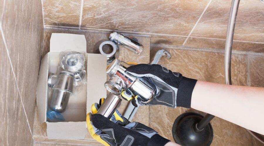 Expert flood damage restoration services in Lizemores, WV